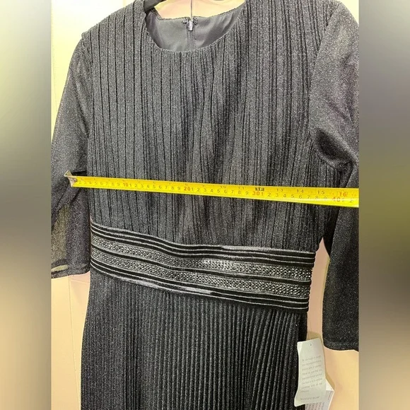 Mac Duggal 30750 Shimmering 3/4 Sleeve A-Line Midi Dress Size 8 NWT Black - Picture 10 of 12